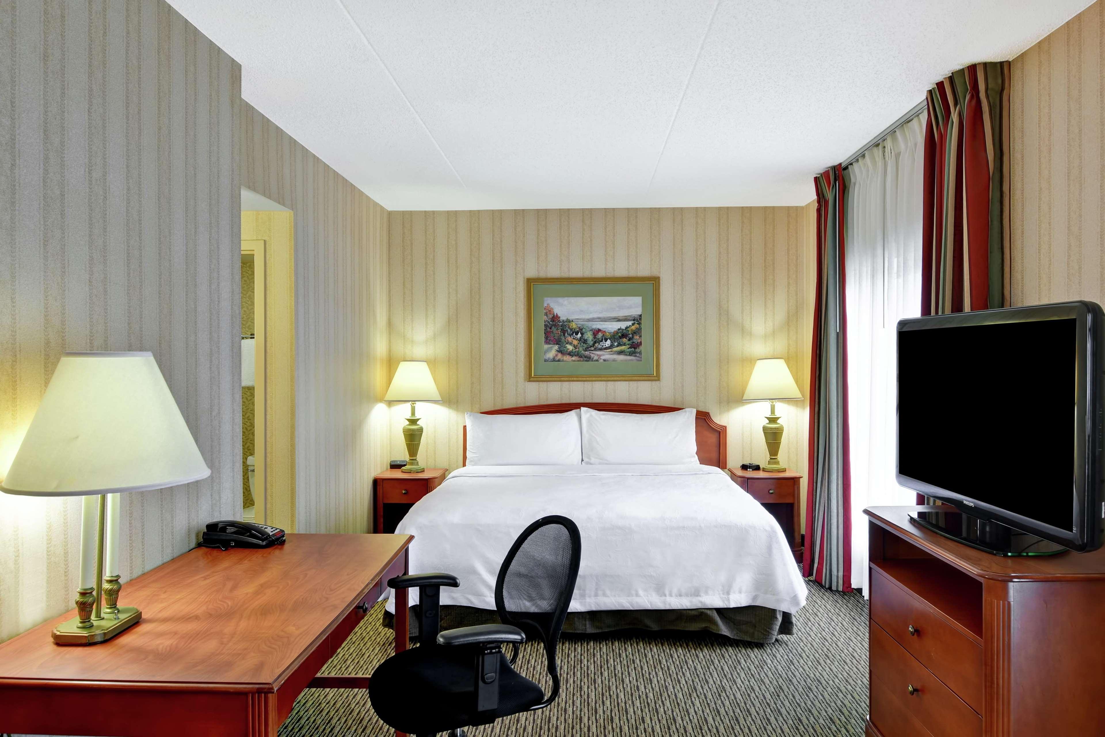 Homewood Suites Лансдейл Екстериор снимка